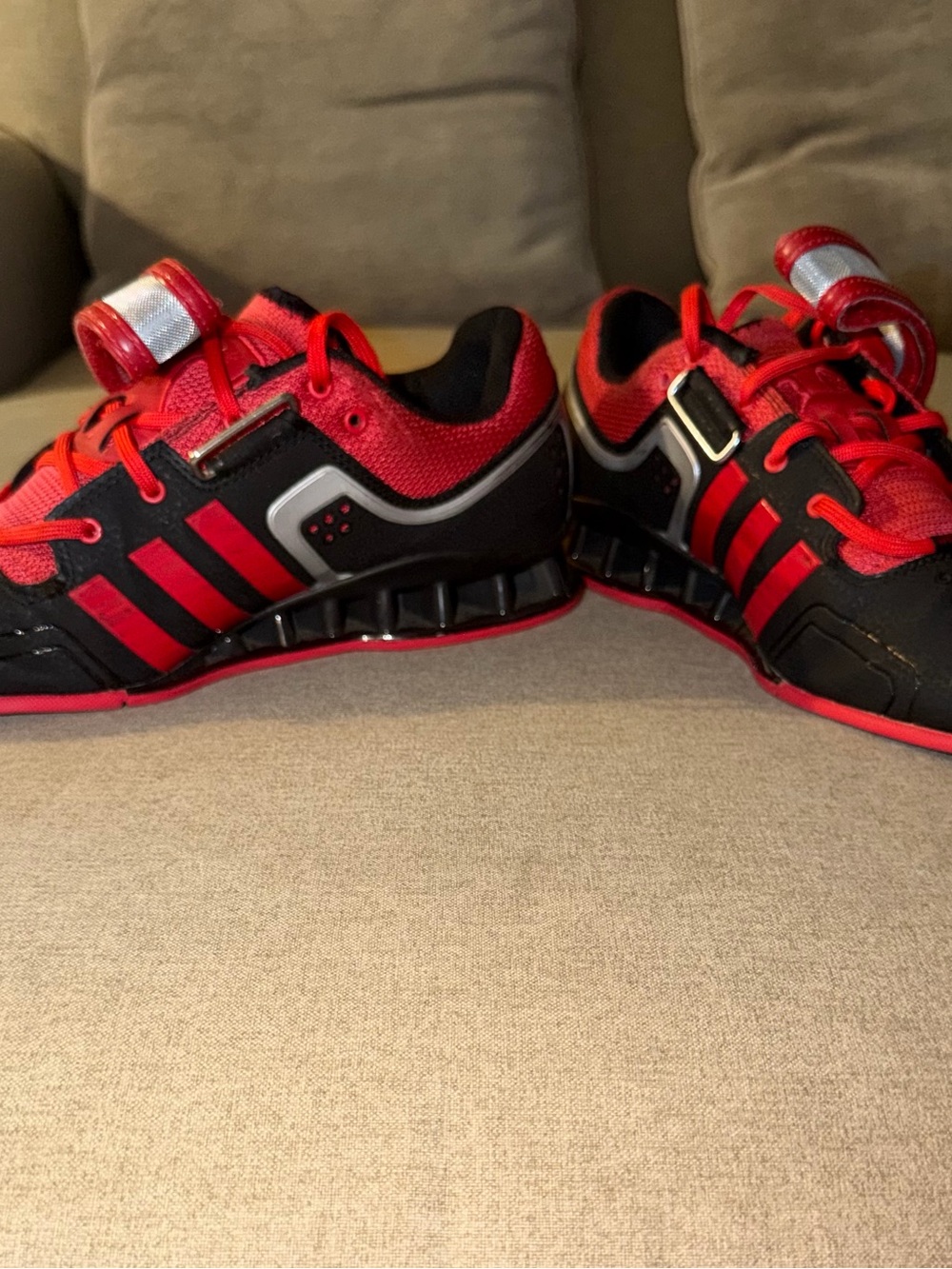 adidas Red and Black Mens Athletic Sneakers Adipower 1 Weightlifting Shoes Sz 9